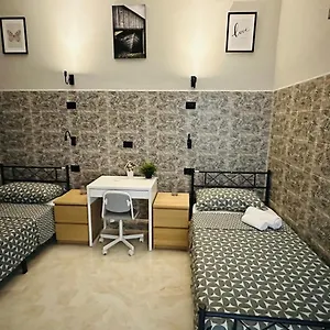  Konukevi Soha's İtalya