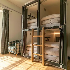  Hostel Code Pod - The Court - Birleşik Krallık
